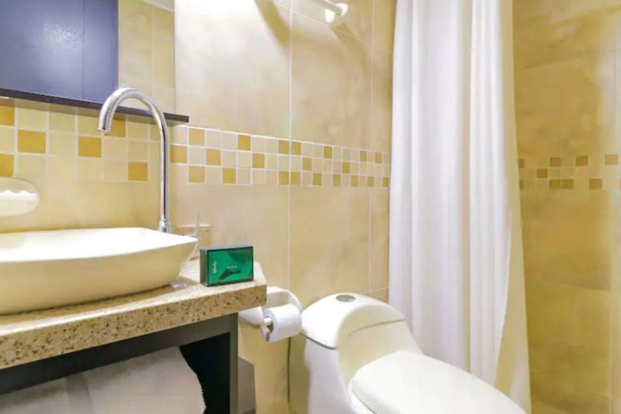 Apartahotel Bogota Gran Marquez, Apartaestudios Y Habitaciones Екстериор снимка