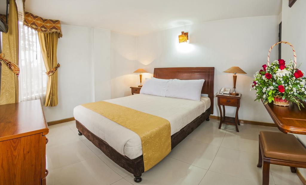 Apartahotel Bogota Gran Marquez, Apartaestudios Y Habitaciones Стая снимка