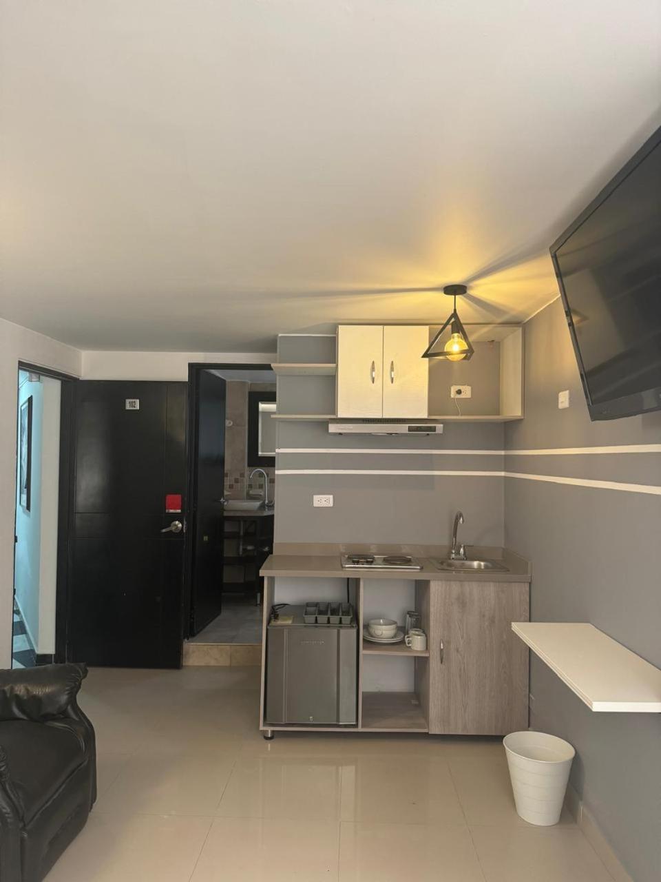 Apartahotel Bogota Gran Marquez, Apartaestudios Y Habitaciones Екстериор снимка