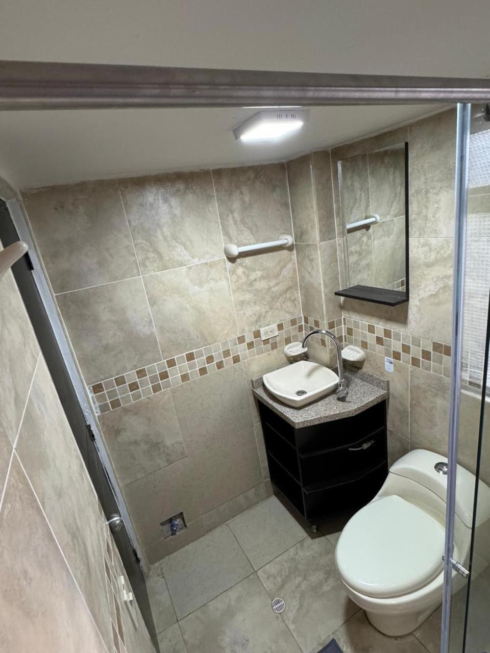 Apartahotel Bogota Gran Marquez, Apartaestudios Y Habitaciones Екстериор снимка