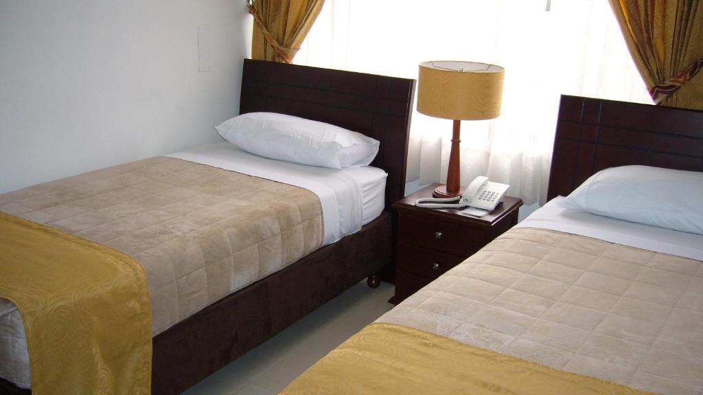 Apartahotel Bogota Gran Marquez, Apartaestudios Y Habitaciones Екстериор снимка